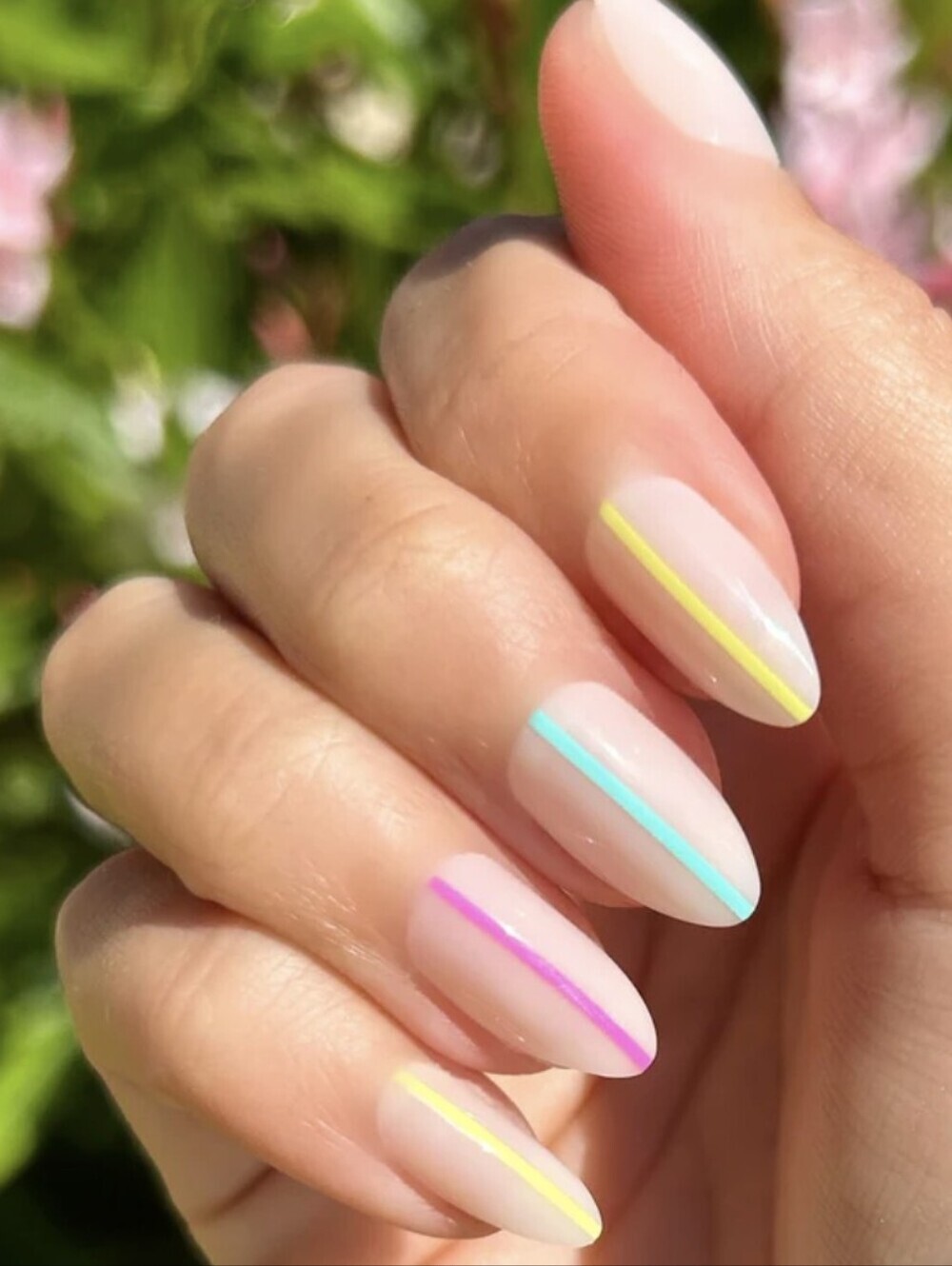 Olive & June The Instant Mani press-on nail set in the Neon Lines design Almond - Picture 3 of 11